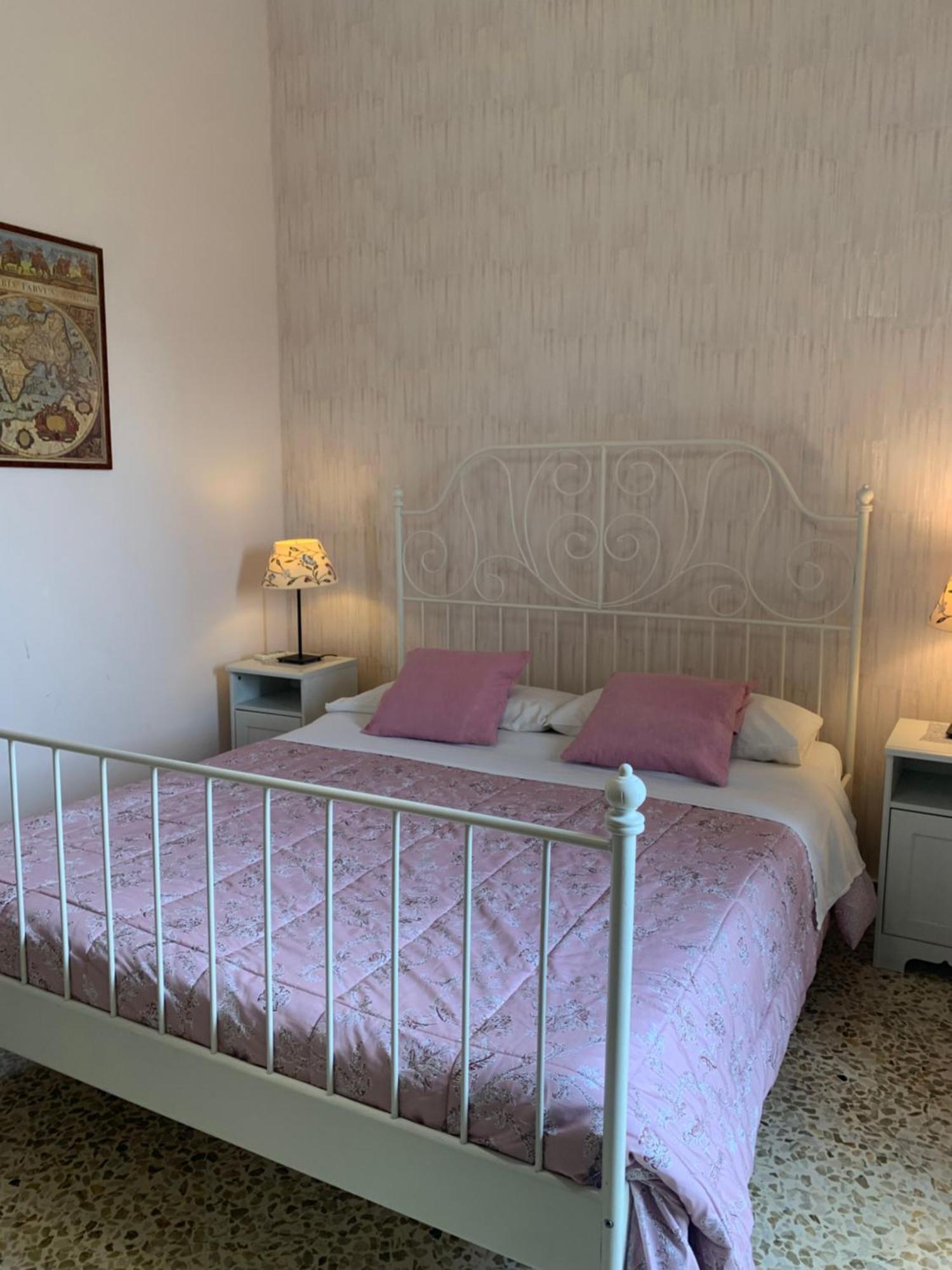 La Casa Di Chicca Apartment *